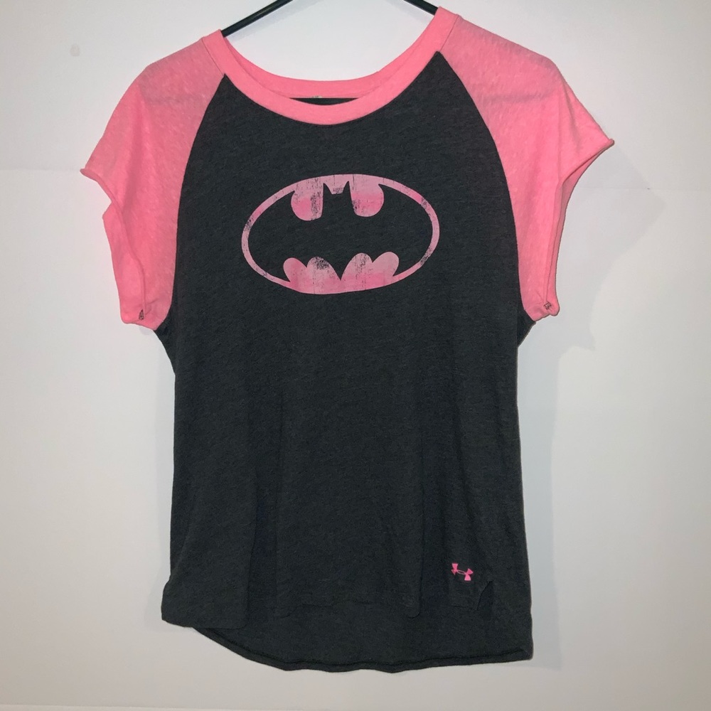 Woman’s Under Armour Batman T-shirt/ Size: L